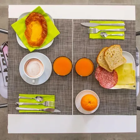 Red One 4* Maranello